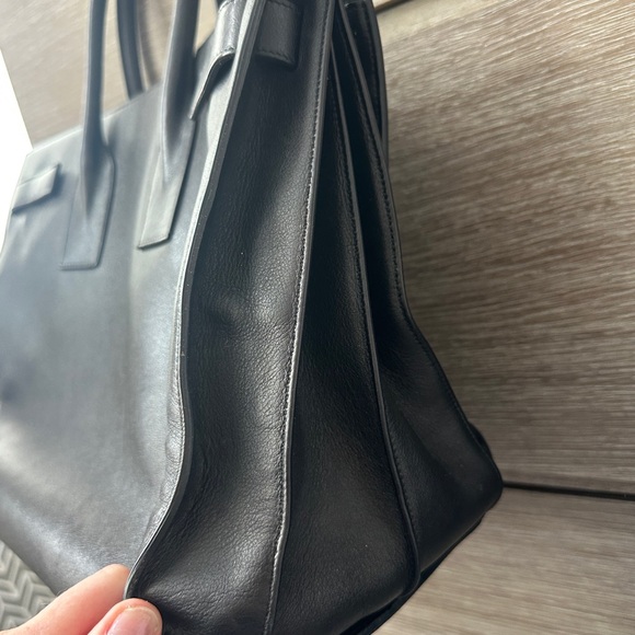 Authentic Saint Laurent Sac du Jour Large - Picture 12 of 17